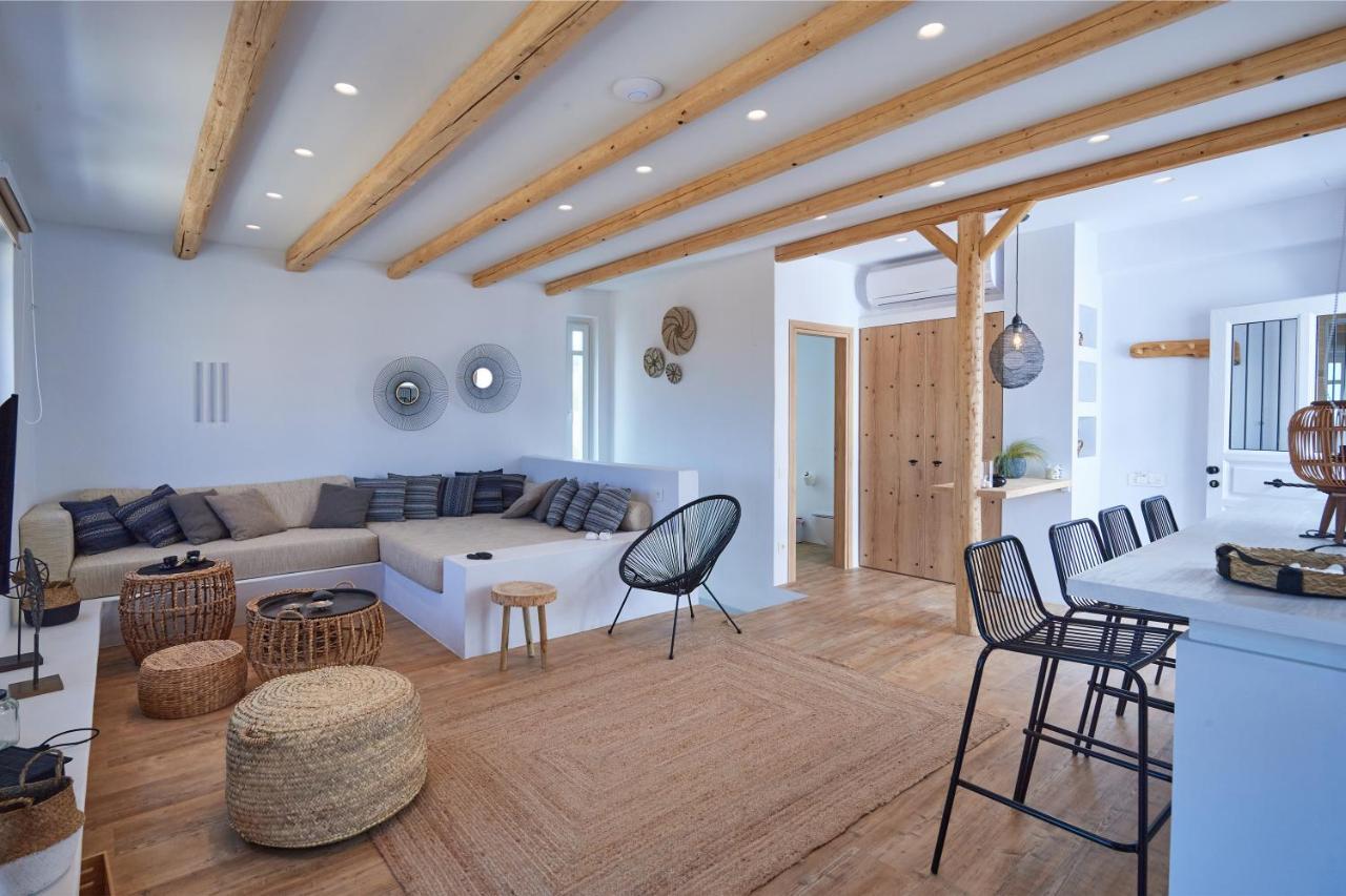 Appartamento Casa Mardiva Mare Paro Esterno foto
